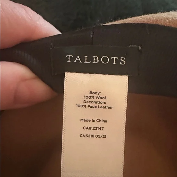 Talbots Tan Wool Hat with Brown Band. Like new. Never Worn.